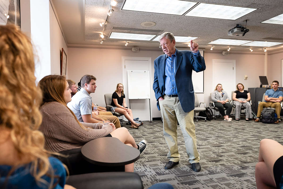 Veteran political, media and culture analyst Jeff Greenfield spent two days in October speaking to student, alumni and community groups on campus about the tumultuous activities of 1968.