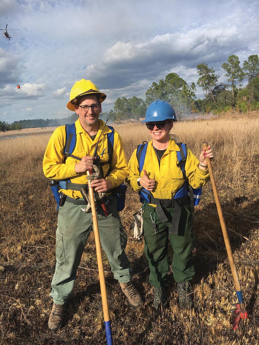 Ben Reed ’16 and Maggie Bordas ’17 met up by chance in in January on the fireline in Wayne National Forest