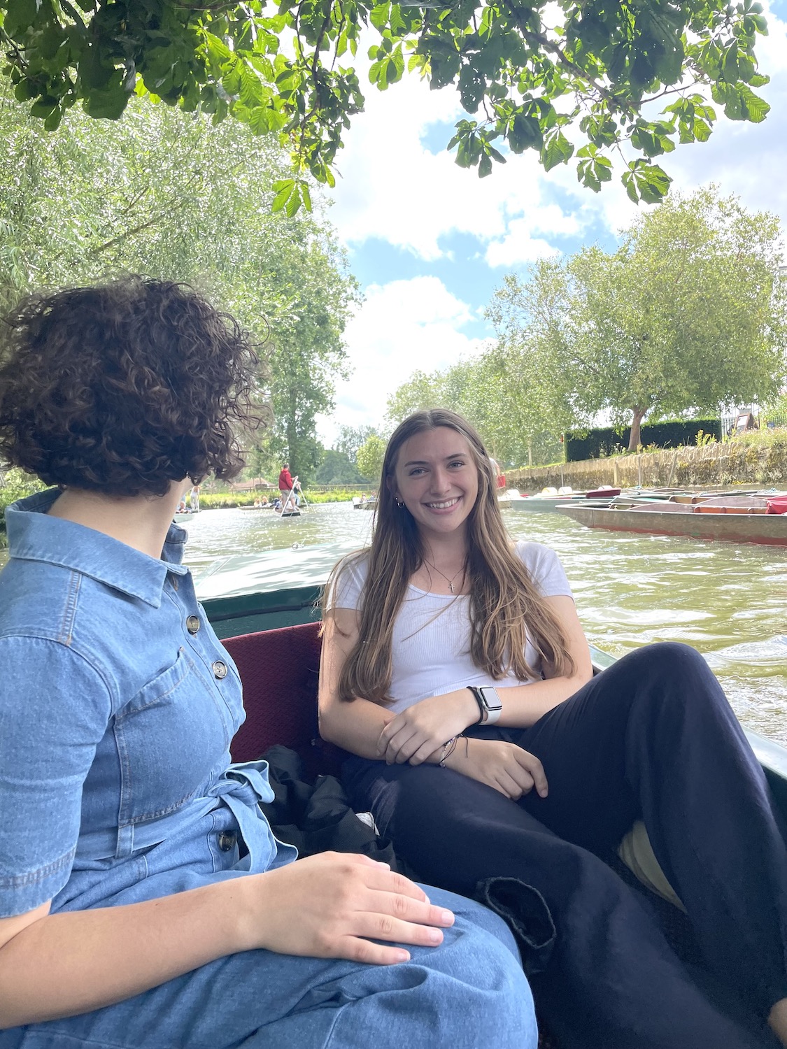 Marietta College student Kaylie Ward ’24 poses for a photo on a boat in Oxford during her Education Abroad trip to London
