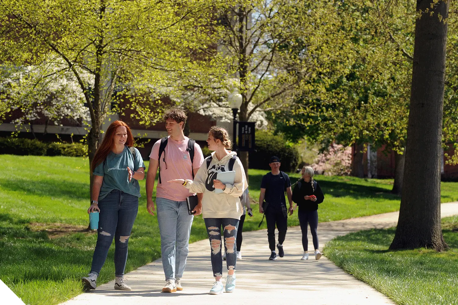 Marietta College students walking and talking