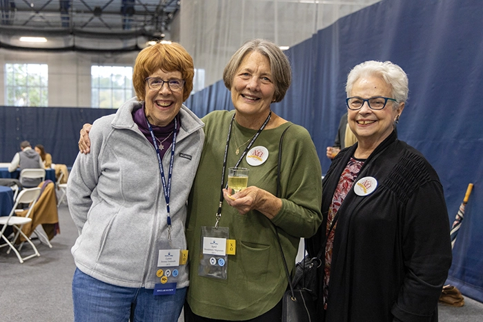 Lynne Downey Goldsmith â73, April Brandeberry Magnussen â71 and Cyndi Cook Taylor â71