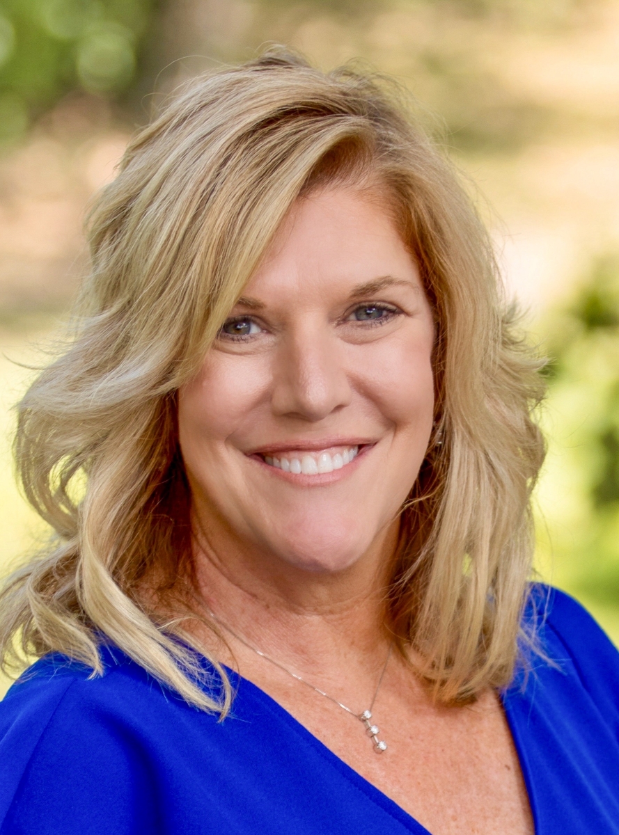 Robin Ambrozy, an entrepreneurship mentor at Marietta College