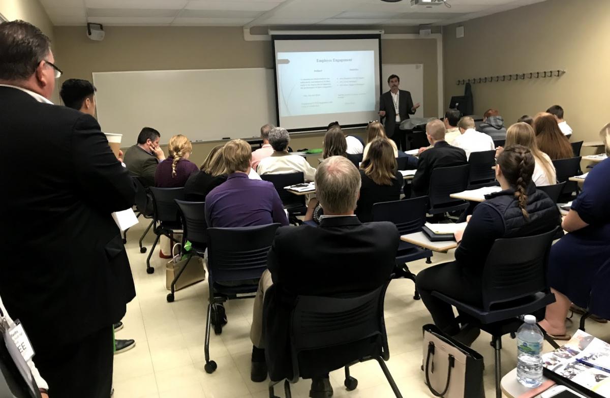 John Fazio of Marietta College giving his presentation at the 2018 MOVEE