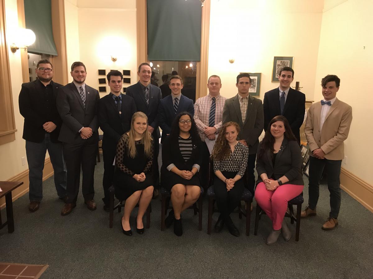 2018 Fall Gamma Sigma Alpha group shot at Marietta College