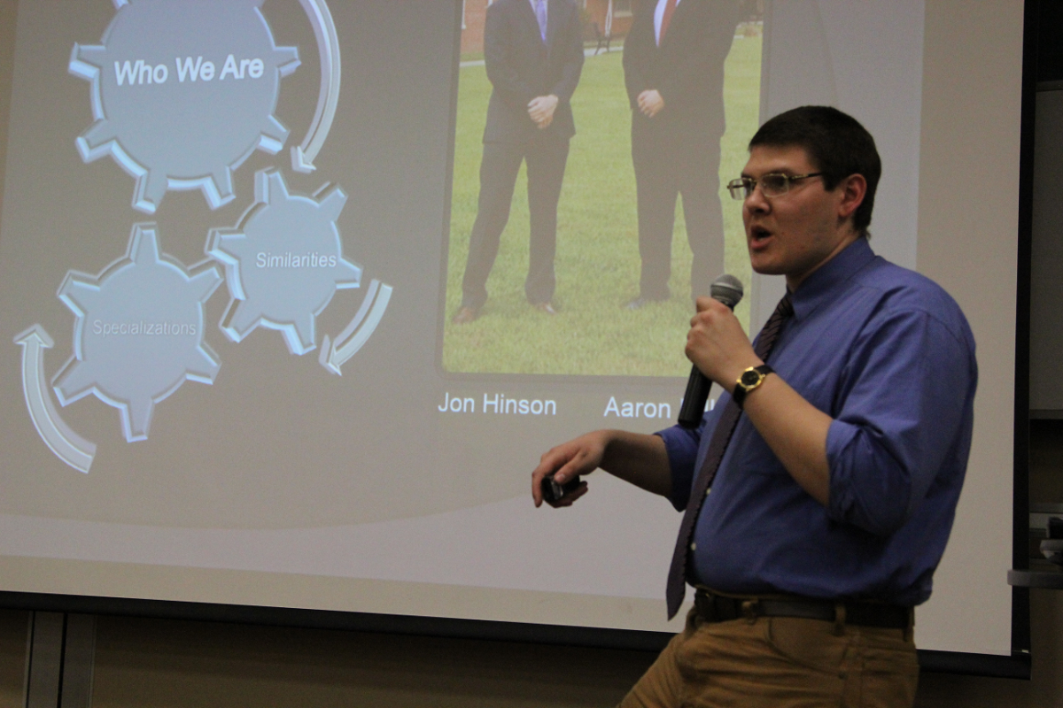 Aaron Dillon ‘17, (pictured above) majoring in Petroleum Engineering and Energy Business Management, and Jon Hinson ’17, Petroleum Engineering major, presenting their business project “Thunder Resources Consulting”. They won $10,000 to jump start their business.