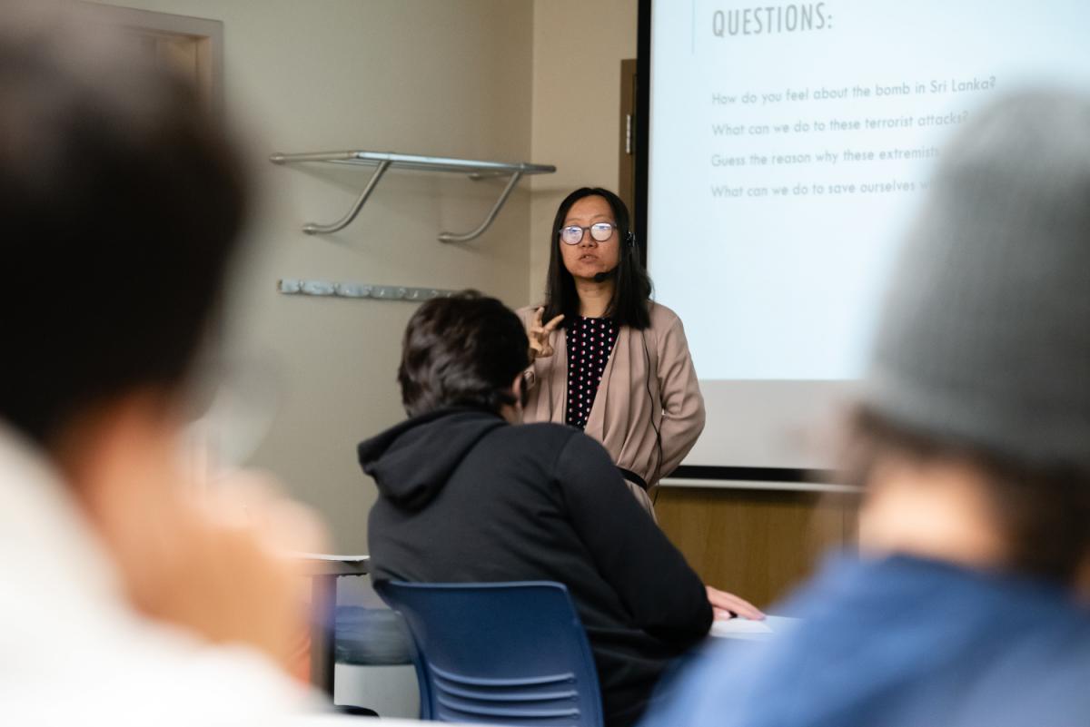 Visiting Professor Jinghan “Ivy” Feng from Marietta College’s newest exchange partner, Hebei Finance University, taught Chinese Culture with Assistant Professor and Director of Asian Studies Jenni Zhang.