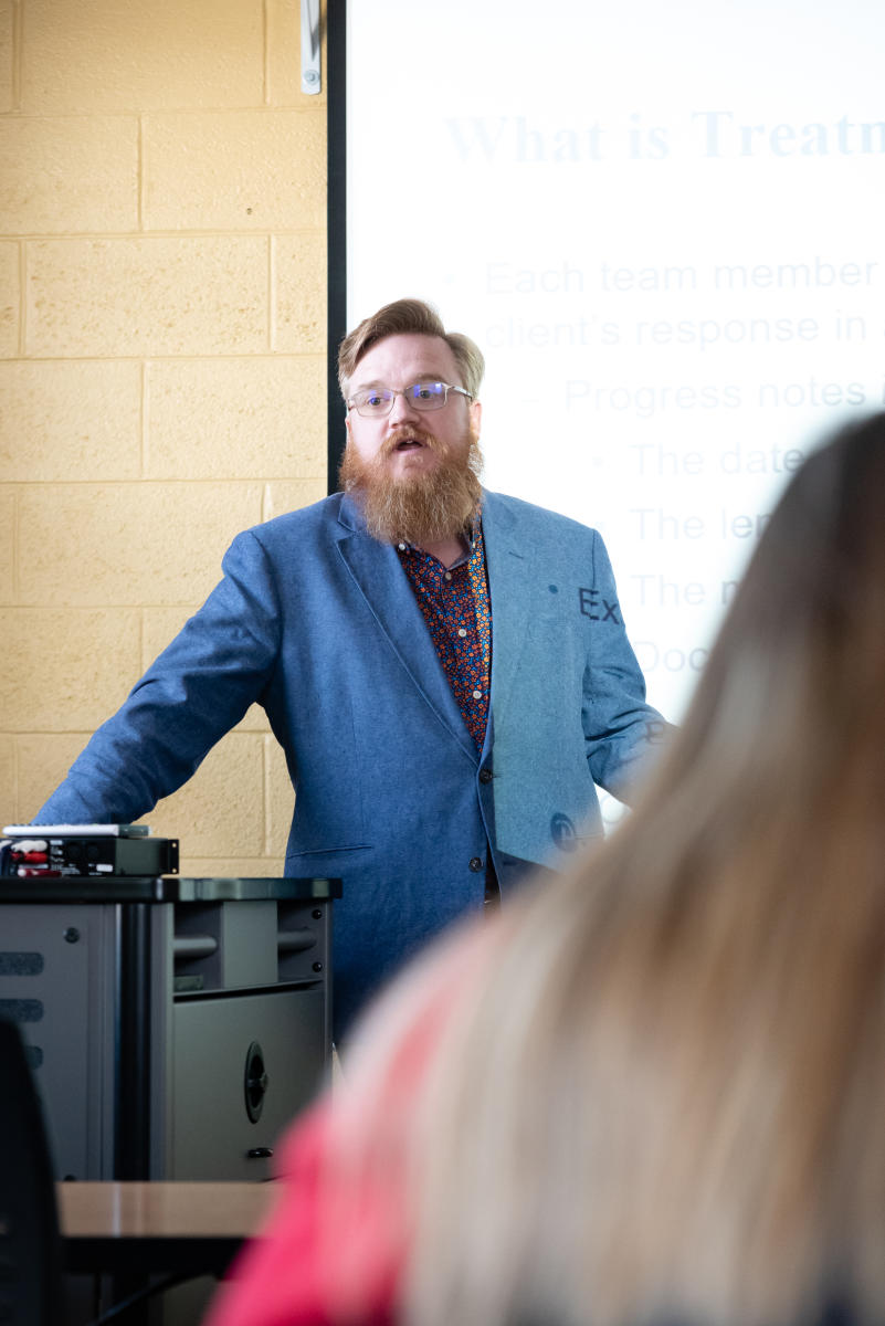 Dr. Michael Williams teaching in a Psychology classroom 