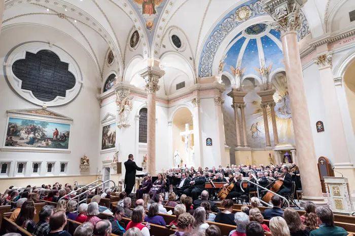 Behind the crowd at Messiah