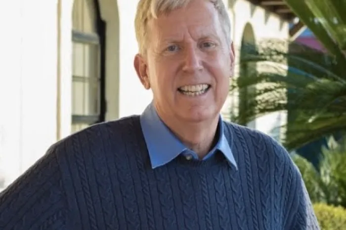 Dr. Jonathan Clark
