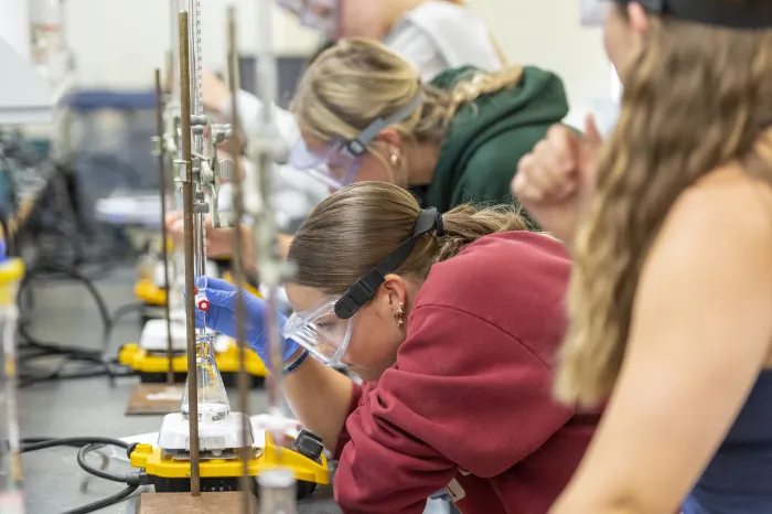 Marietta College students work together in a lab