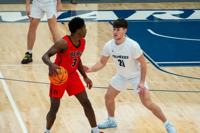 Men's Basketball