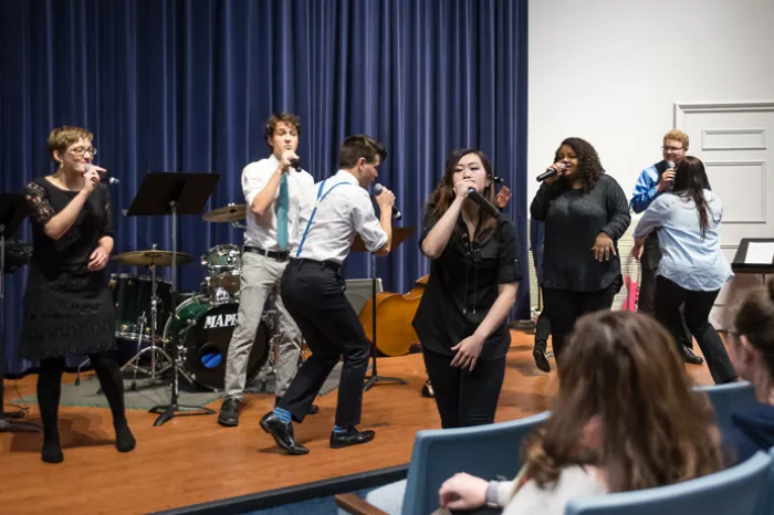 Floodstage performing in McDonough