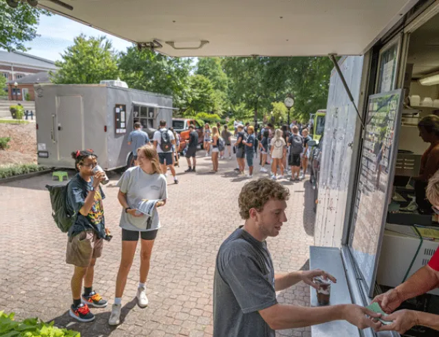 Food trucks on the Mall