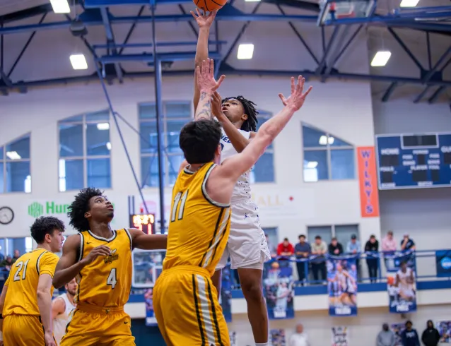 Men's Basketball