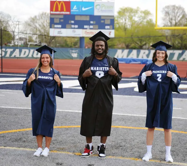 (Left to right) Kaitlin Kobuszewski ’21, Bobby Cashaw ’21  and Hailey Fuller ’22