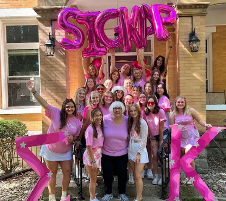 Sigma Kappa Group Photo