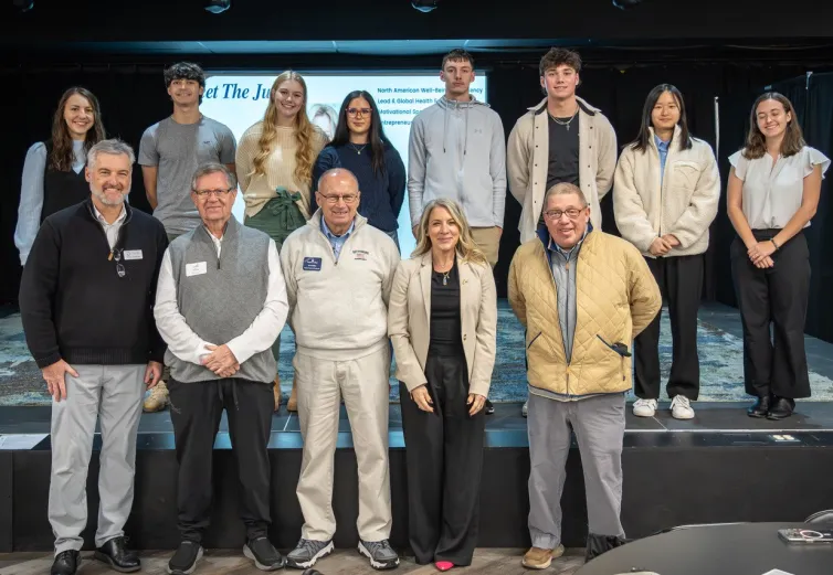 The winners and the judges 