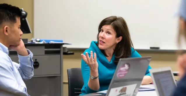 Professor Julie Harding teaching a marketing class