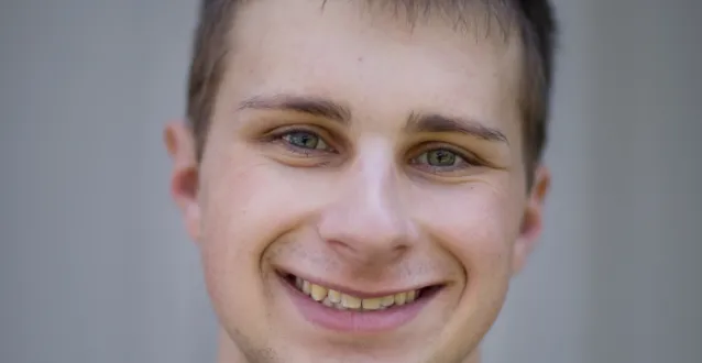 Alex Petrovski headshot