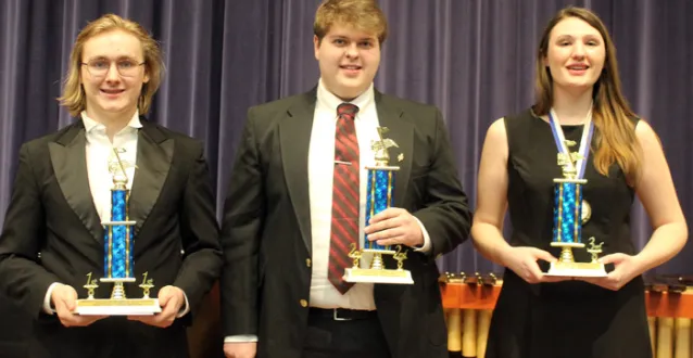 Top three placers in the vocal division