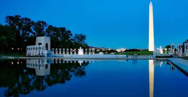 Washington Monument with the WWII memorial in the foreground