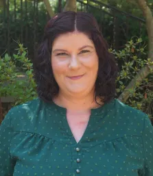 Val Smith headshot