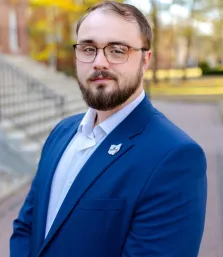 Brian Gulla headshot