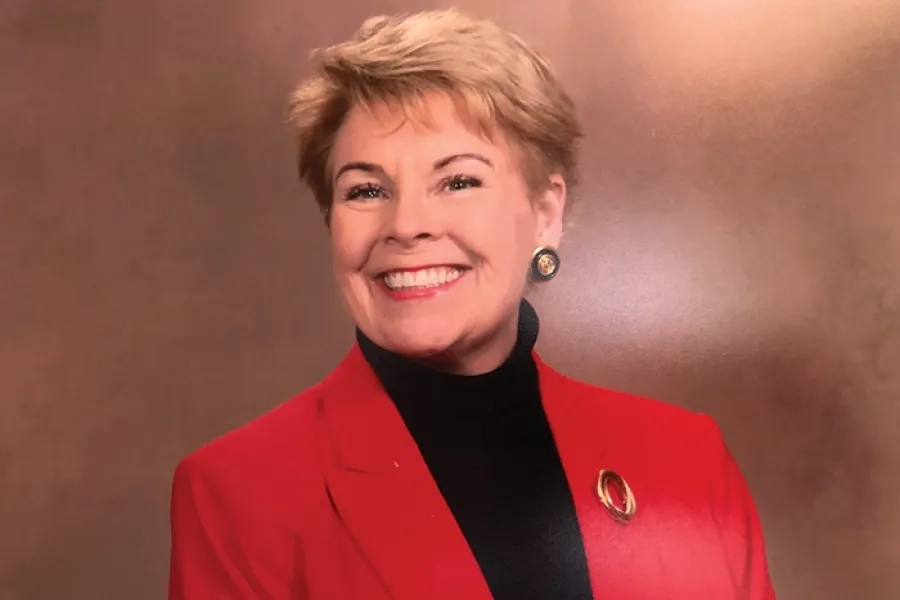 Peg O'Connell ’77